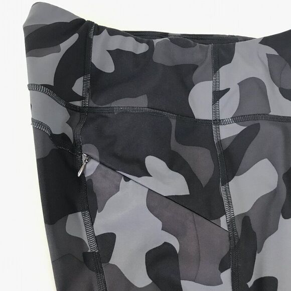 Athleta Camo Contender 7/8 Tight Women's XS Pockets Stretch Fitness Activewear - Picture 2 of 11